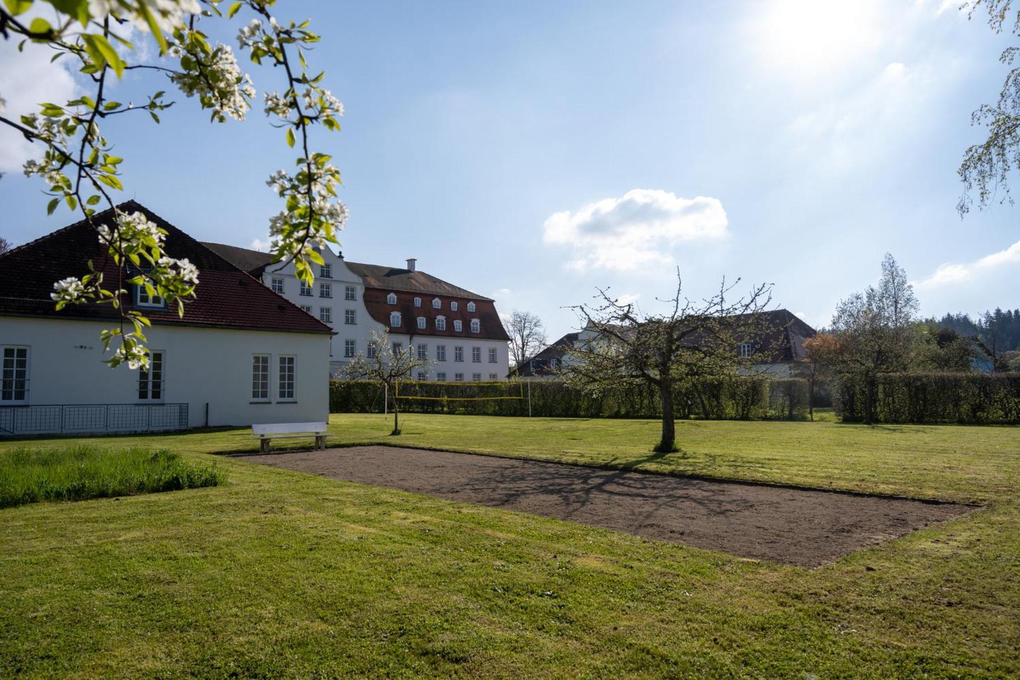 Schloss Lautrach Exterior photo